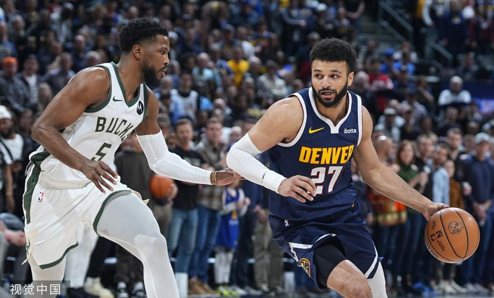 相比之下 相比之下