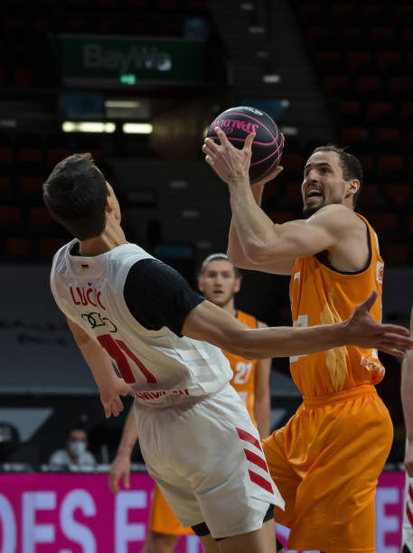 然保持着意 然保持着意