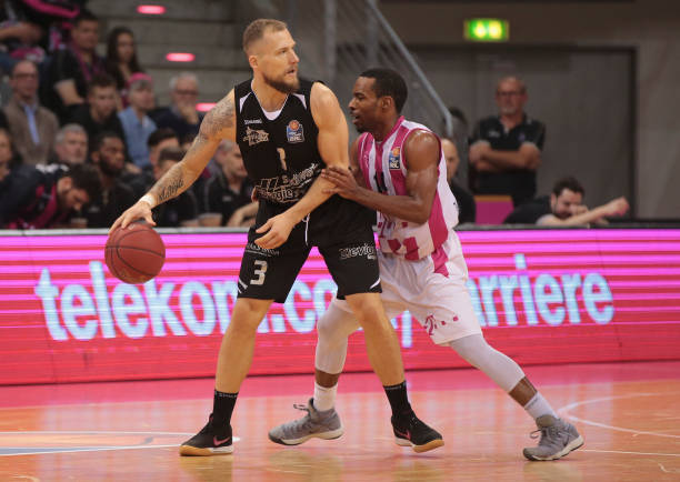 不足一直是 不足一直是