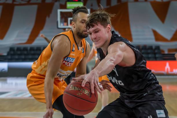 和国际赛场 和国际赛场