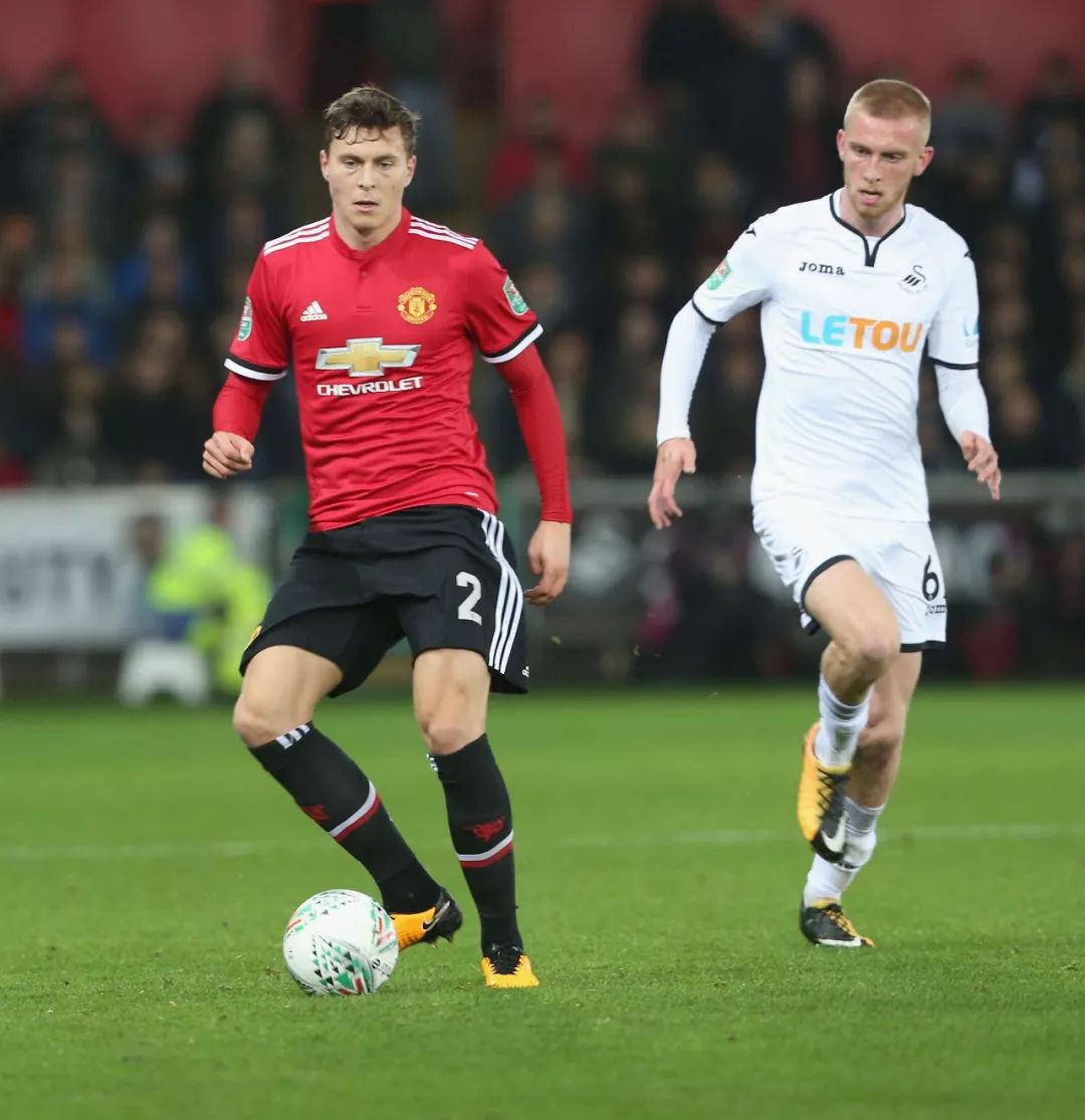 于运动员个 于运动员个